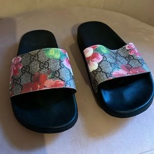 Gucci sandals